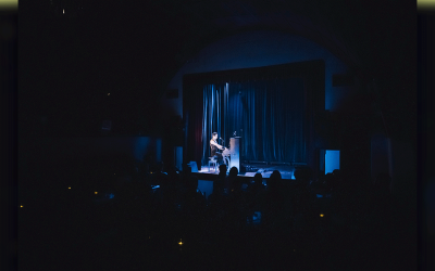 Spectacle « L’échappée des grandes folies » – Théâtre – Programme sortir 26-27 – Songeons
